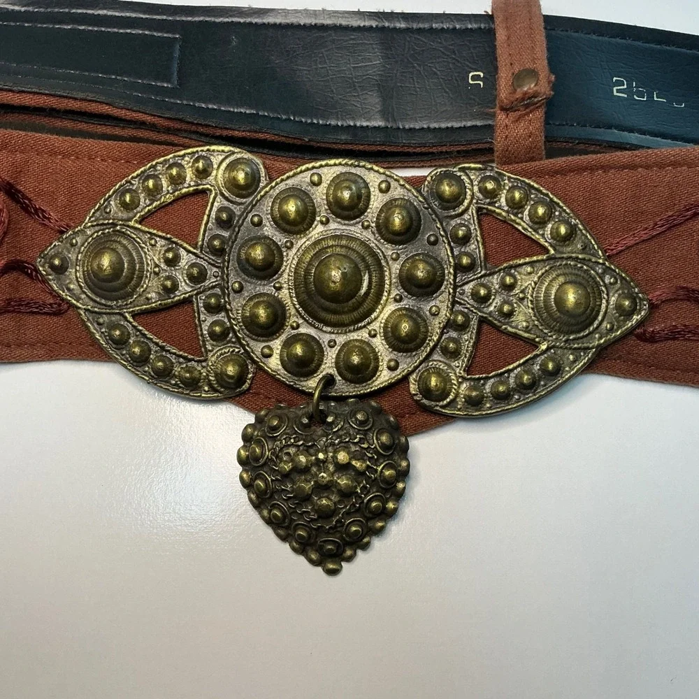 Vintage Wide Waist Belt Brown Embroidered Brass Ornate Buckle Boho M